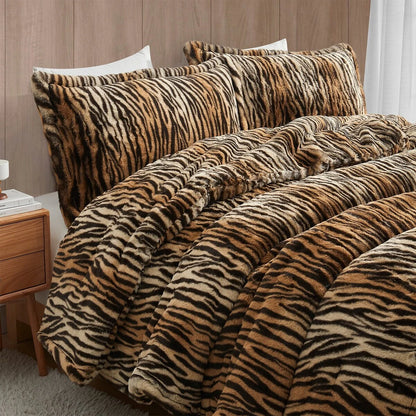 There's a Bengal in My Bed - Coma Inducer? Oversized Comforter Set - Black and Orange Stripes