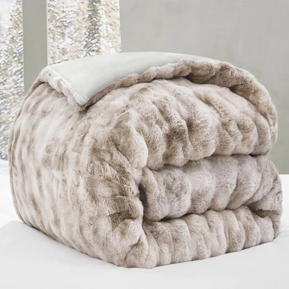 Redhaired Husky - Coma Inducer? Oversized Comforter Set