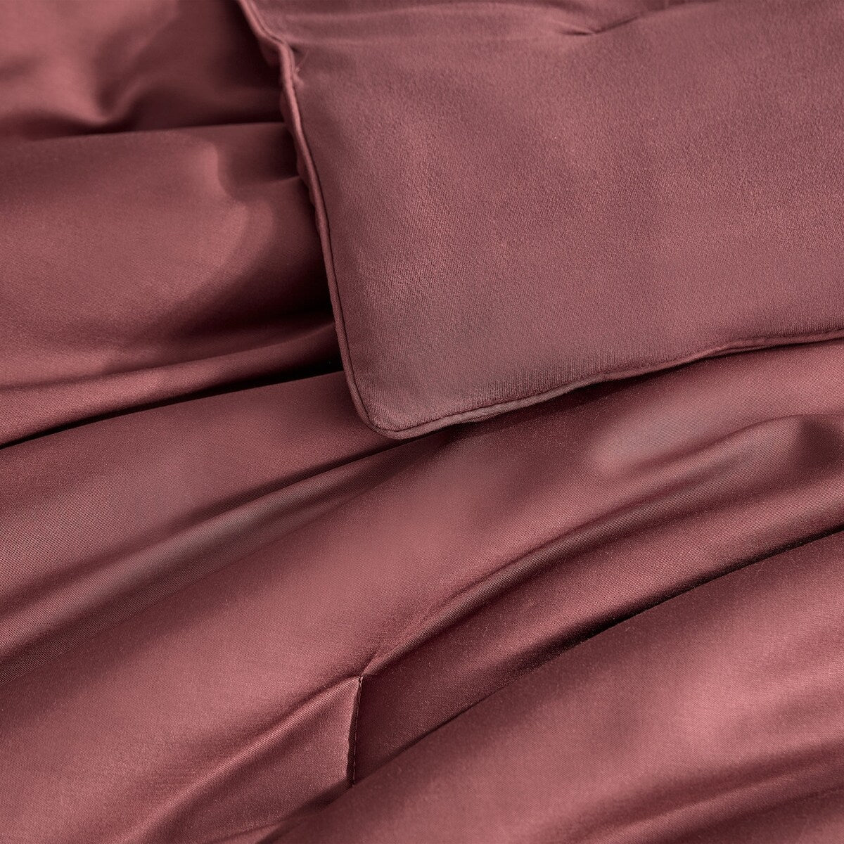Bamlin Butter - Coma Inducer? Oversized Cooling Comforter Set - Red Pear