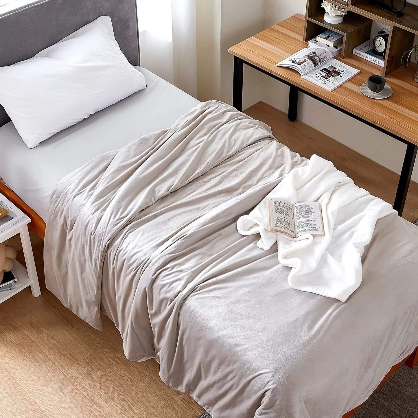 Chommie Weighted Coma Inducer? Comforter - Cuz I'm Cozy - Stone Taupe