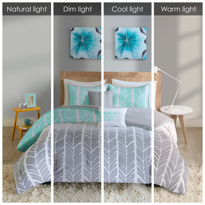 Kennedy Aqua/ Grey Comforter Set by Intelligent Design
