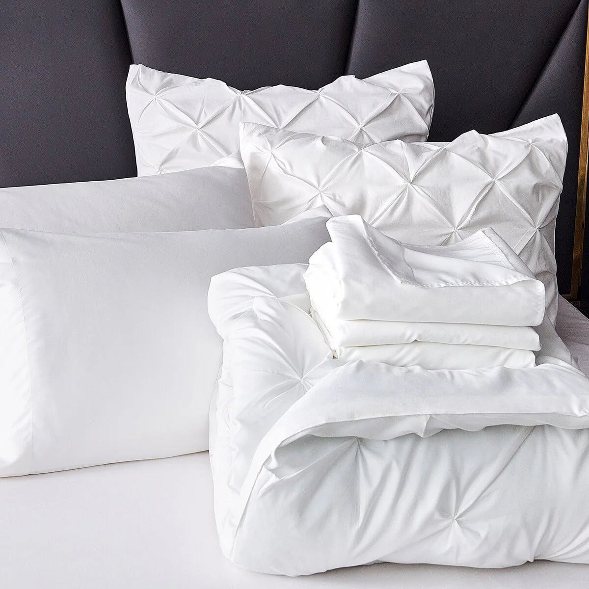 8 Pieces Pintuck Comforter Set