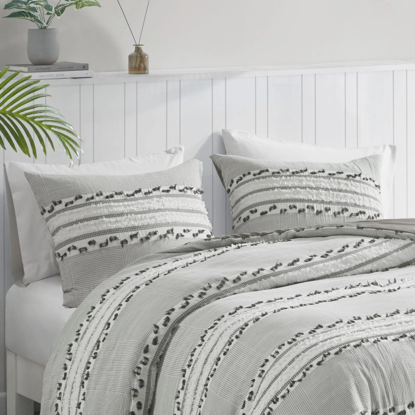 INK+IVY Lennon Organic Cotton Jacquard Comforter Set