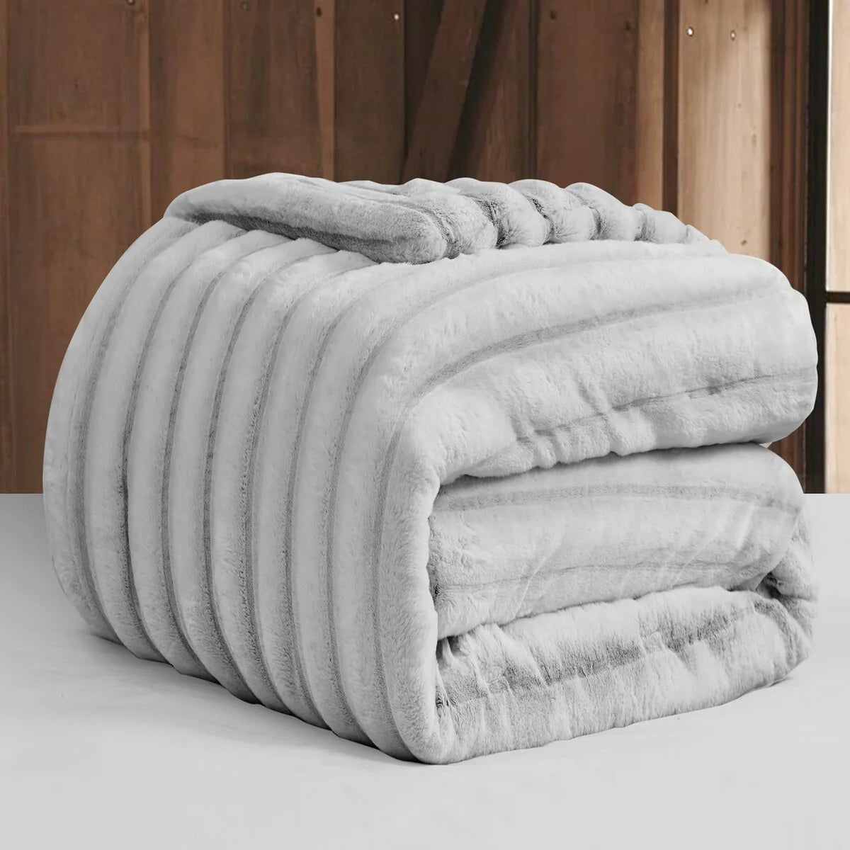 Jelly Rolls Chunky Bunny - Coma Inducer? Oversized Comforter Set - Snowy Black