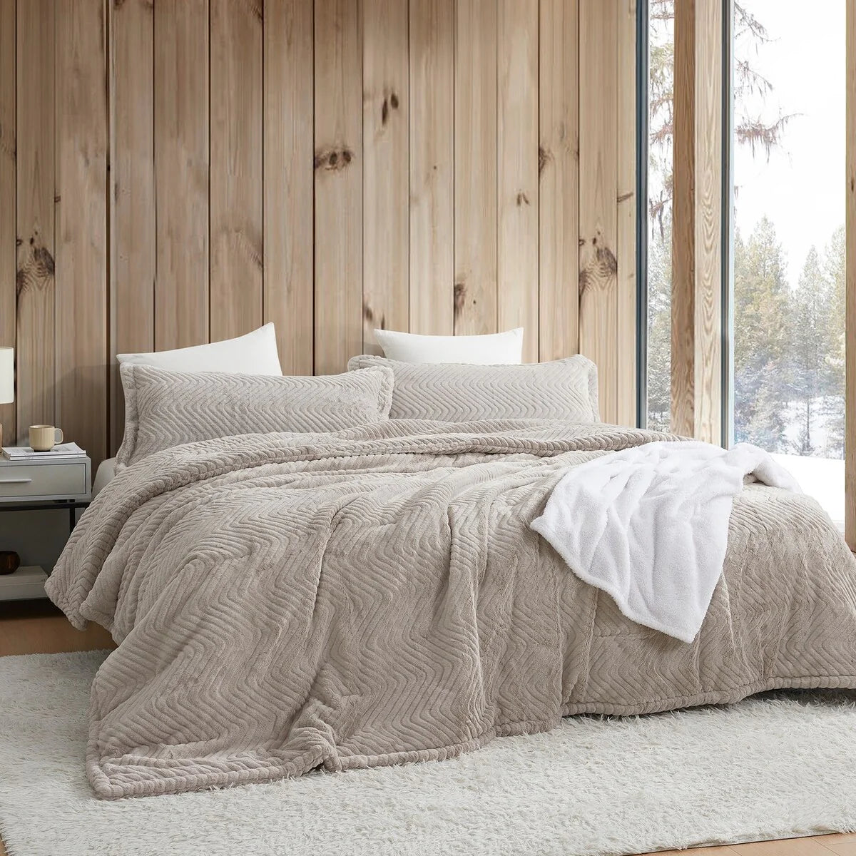 Alpine Skiing - Coma Inducer? Oversized Comforter Set - Natural Beige
