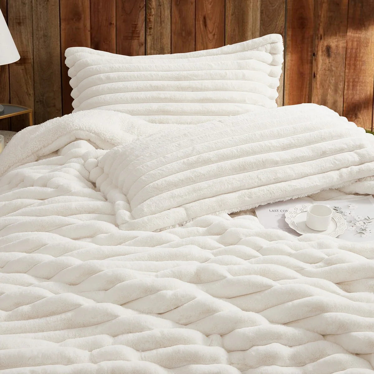 Roll Cakes Chunky Bunny - Coma Inducer? Oversized Comforter Set - Cream