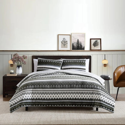 Eddie Bauer Shelton Fair Isle Plush Reversible Comforter Set