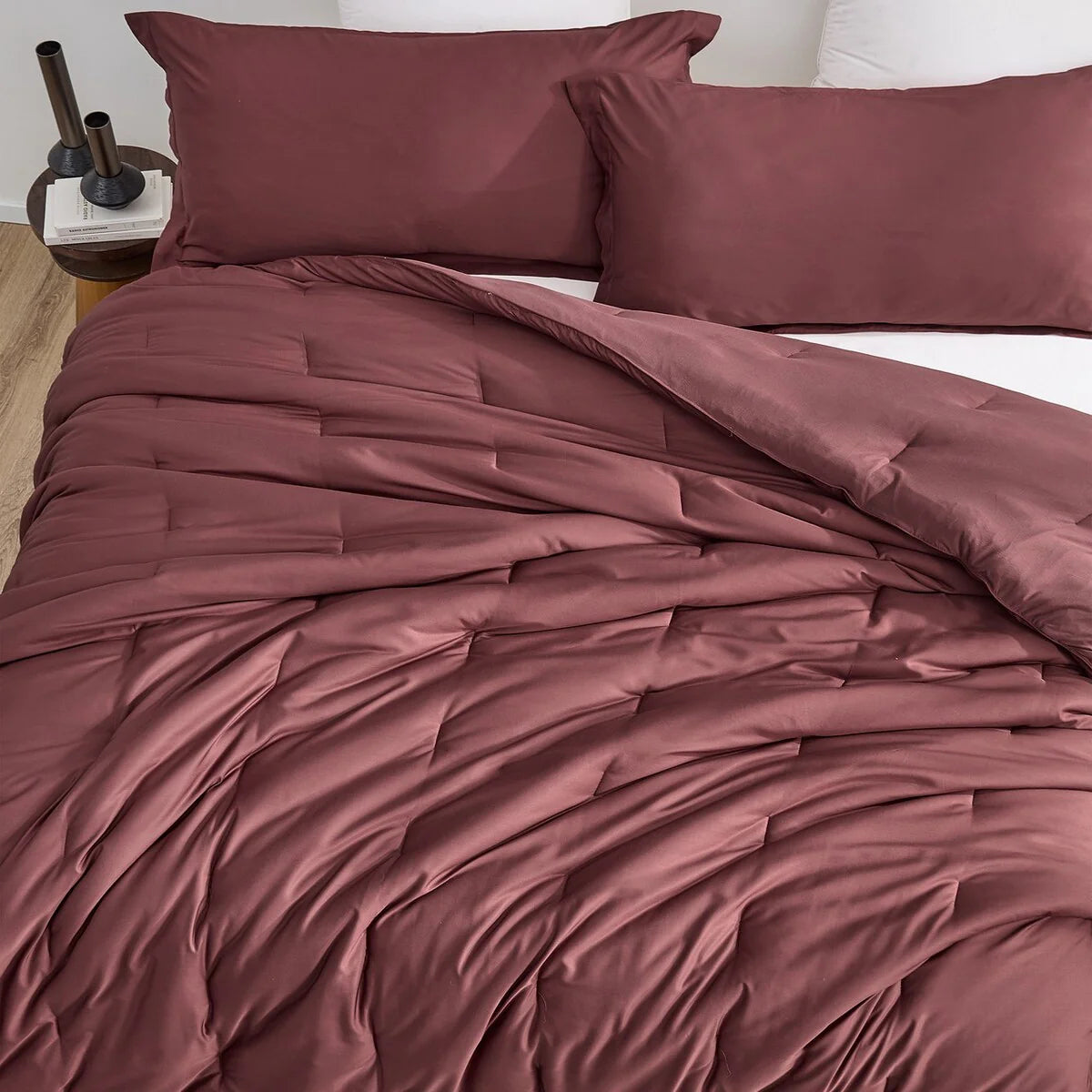 Bamlin Butter - Coma Inducer? Oversized Cooling Comforter Set - Red Pear