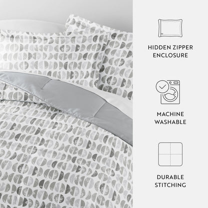 Becky Cameron Premium Moonlight Stars Reversible Comforter Set
