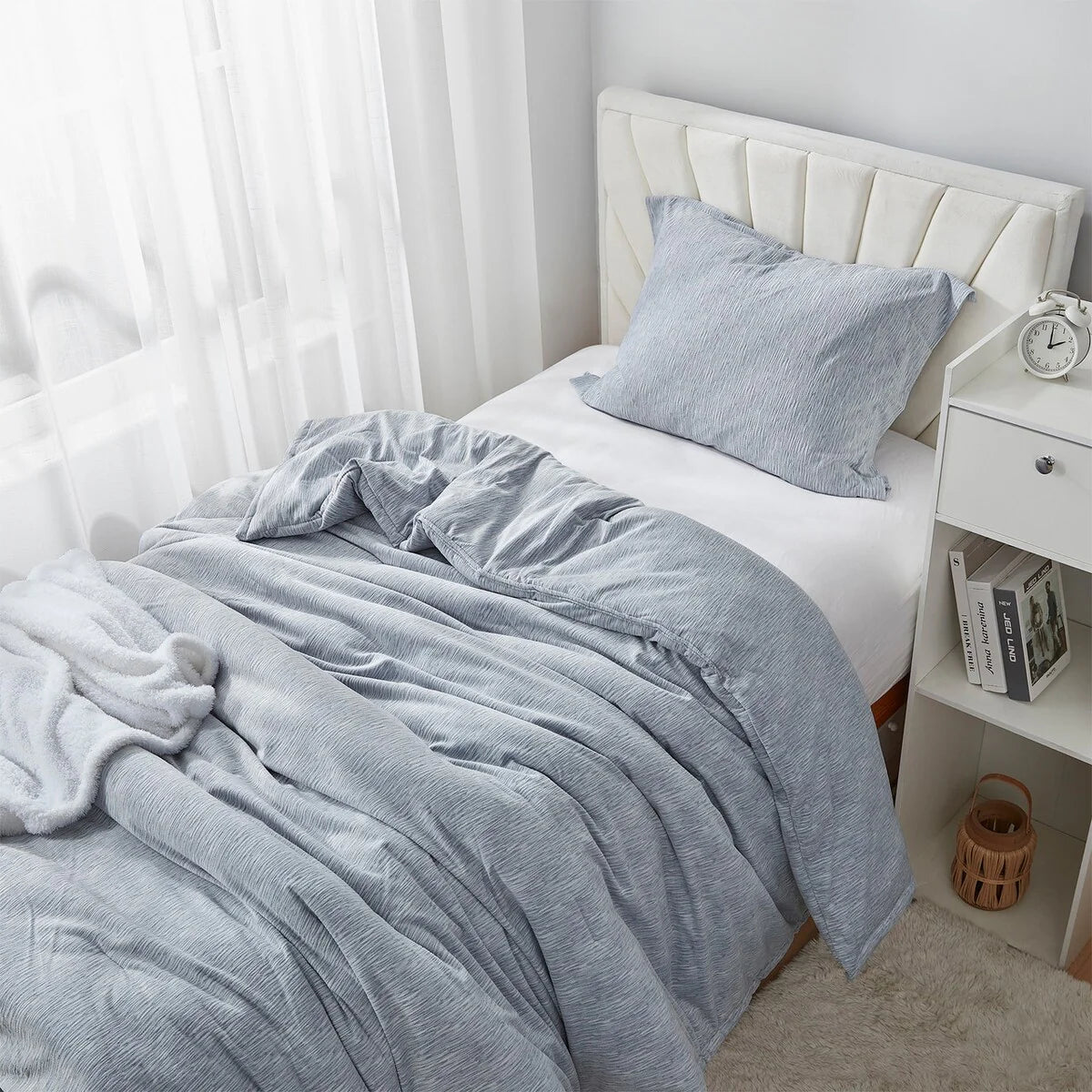 Daydreamer - Coma Inducer? Oversized Comforter Set - Navy Etch