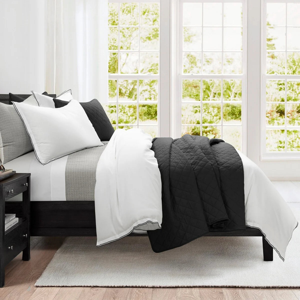 Lush Decor Hampton Double Flange Embroidered Contrast Edge Comforter 3 Pieces Set