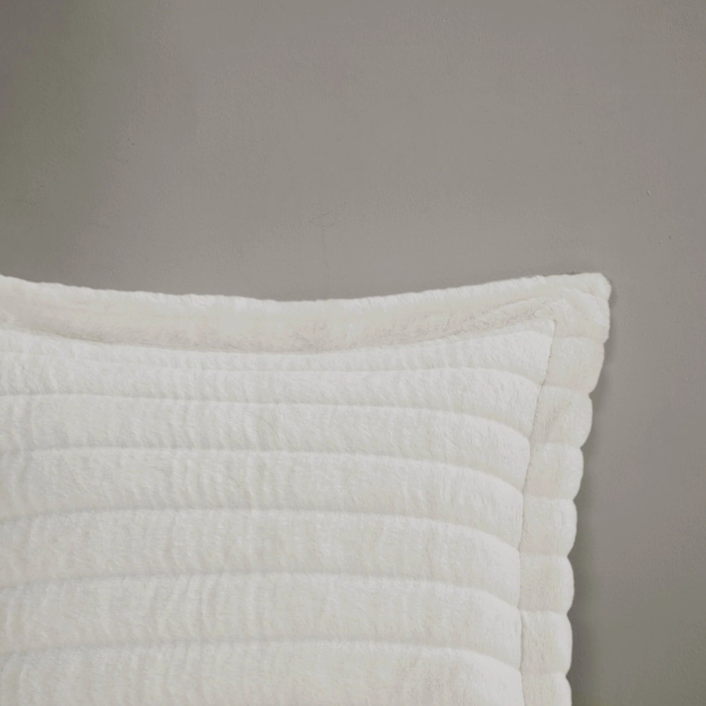 Madison Park Eve Faux Fur Comforter Set