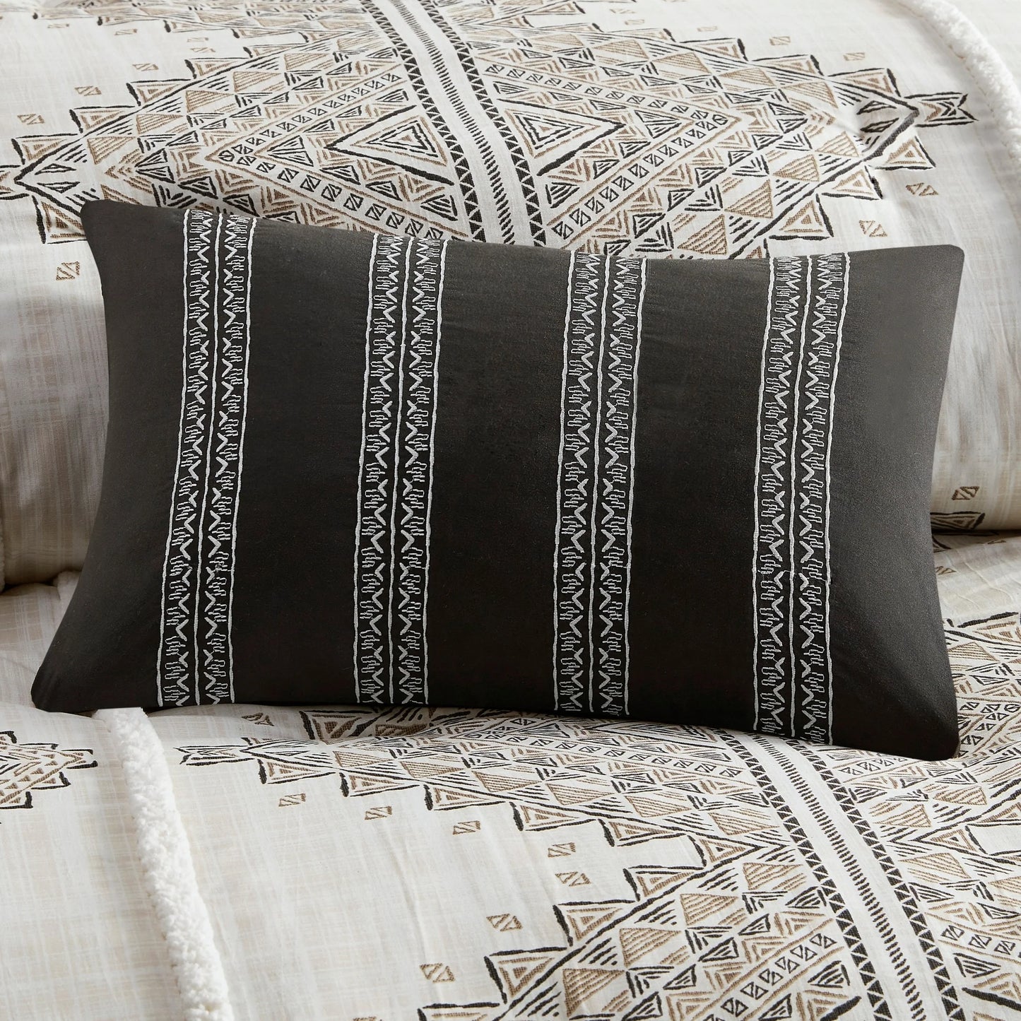 Madison Park Alba 4 Piece Printed Comforter Set with Throw Pillow