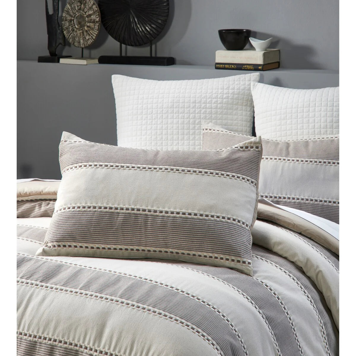 Better Trends Janson Collection Poly/Cotton Comforter Set with Sham - Absorbent, Moisture-Wicking, Machine Washable, Tumble Dry