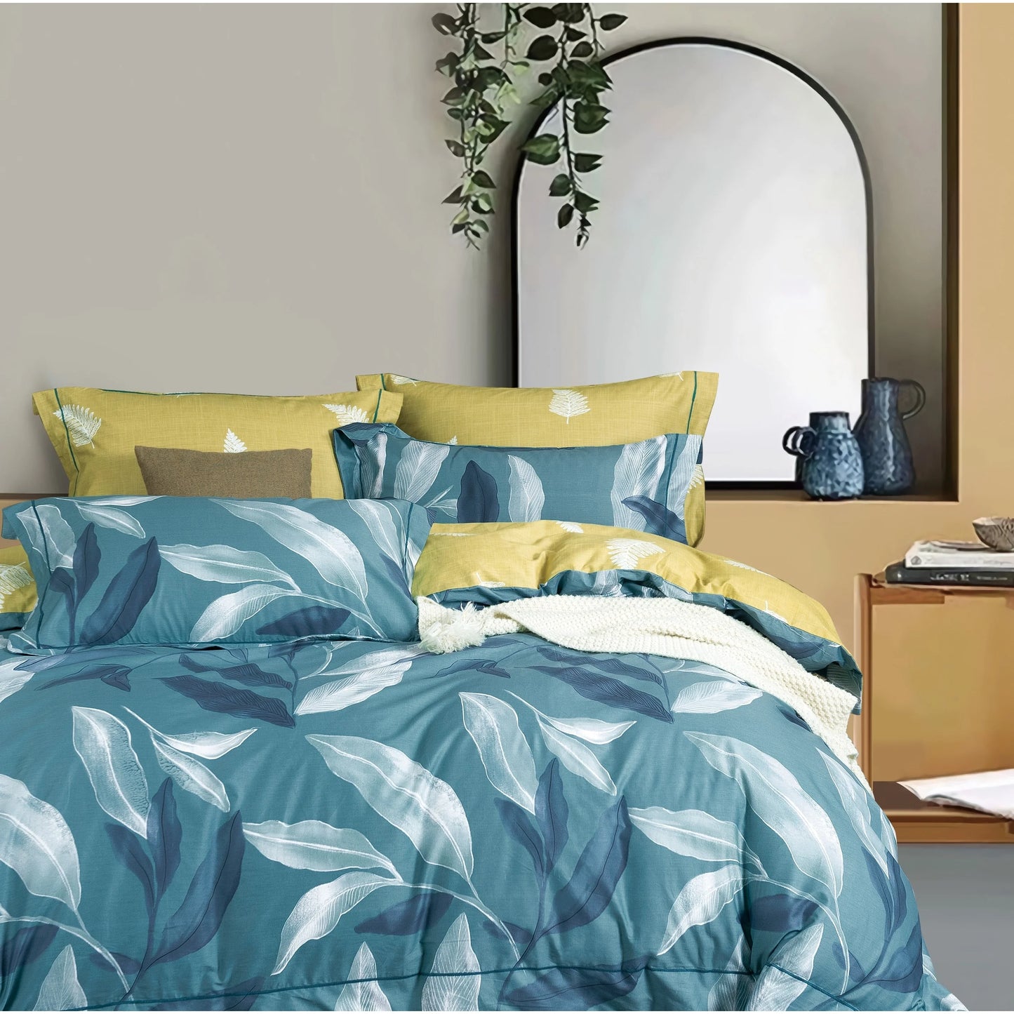 Linette Blue/White Banana Leaves 100% Cotton Reversible Comforter Set