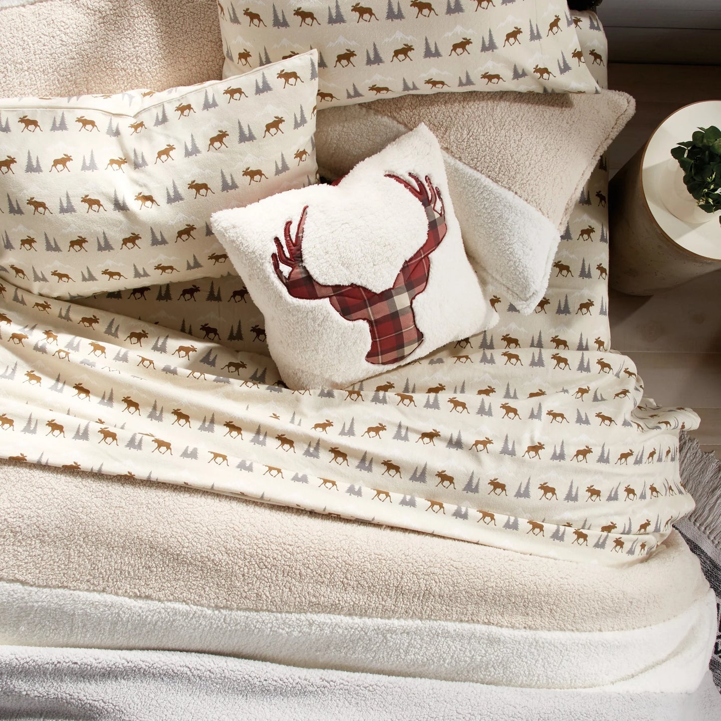 G.H. Bass & Co. Colorblock Sherpa Comforter Set