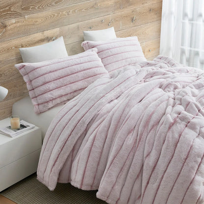 Softer than Soft? - Coma Inducer? Oversized Comforter Set - Candy Cane