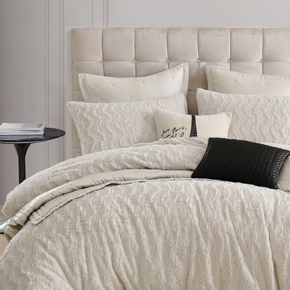 KARL LAGERFELD PARIS Heavenly Faux Fur Comforter Set